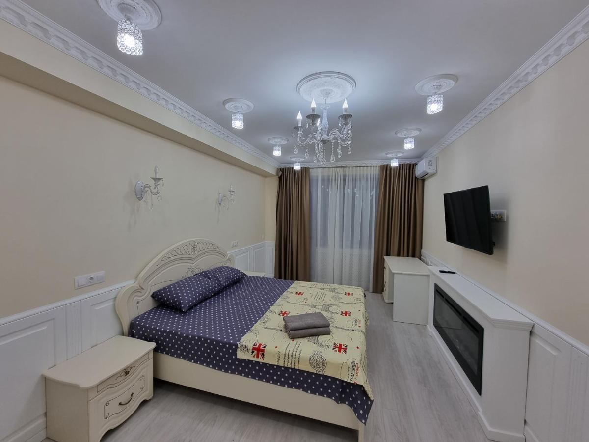 Business Class Apartments In The City Center تشيسيناو المظهر الخارجي الصورة