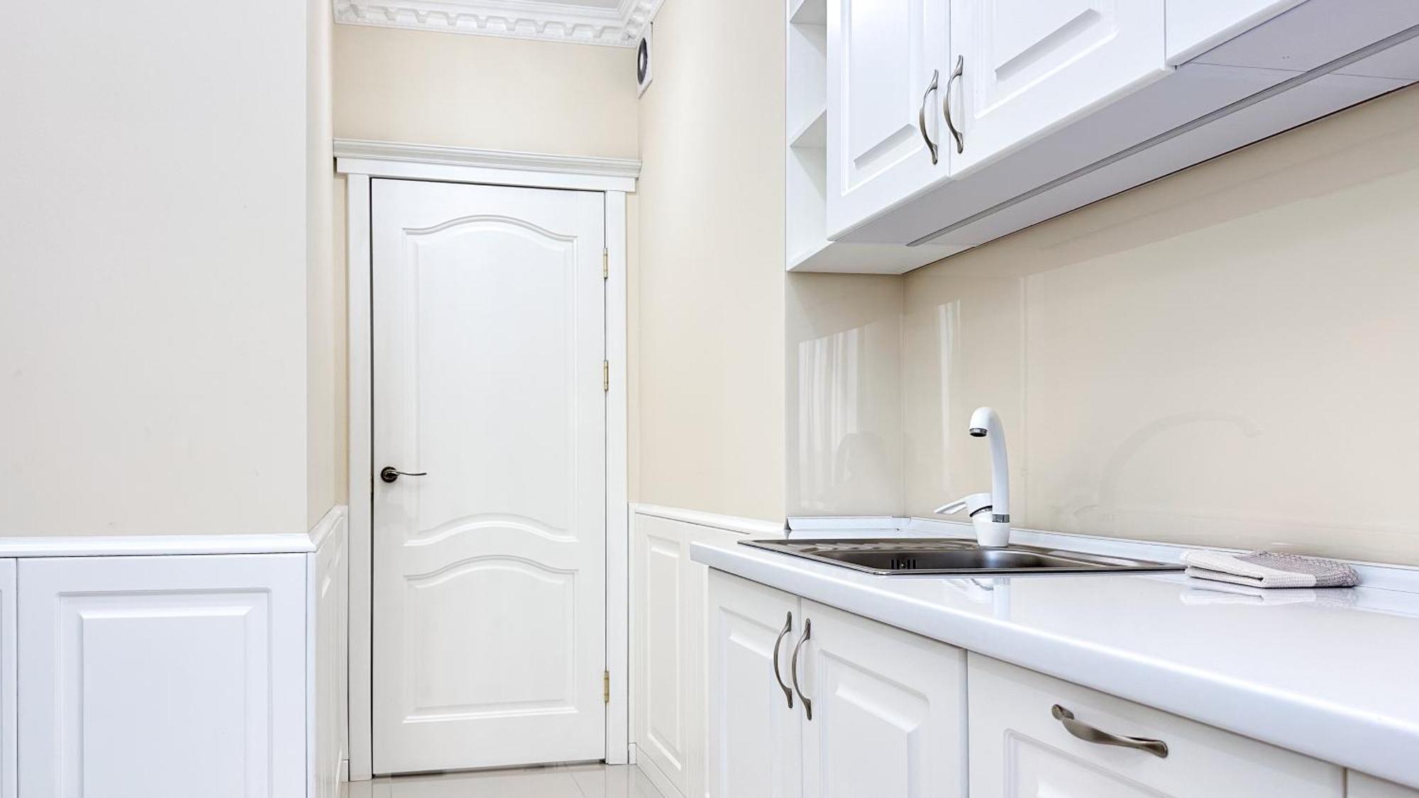 Business Class Apartments In The City Center تشيسيناو المظهر الخارجي الصورة