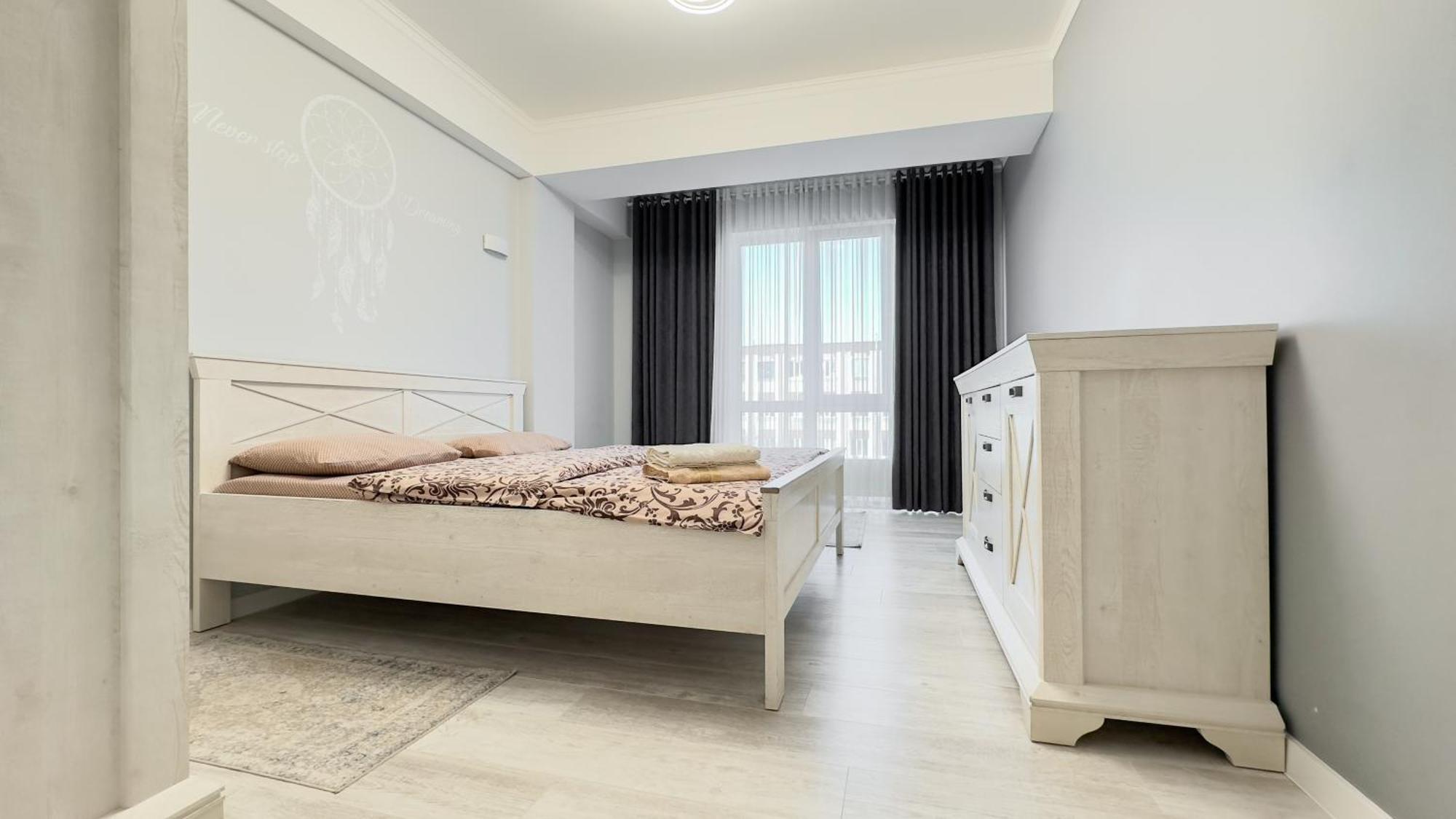 Business Class Apartments In The City Center تشيسيناو المظهر الخارجي الصورة